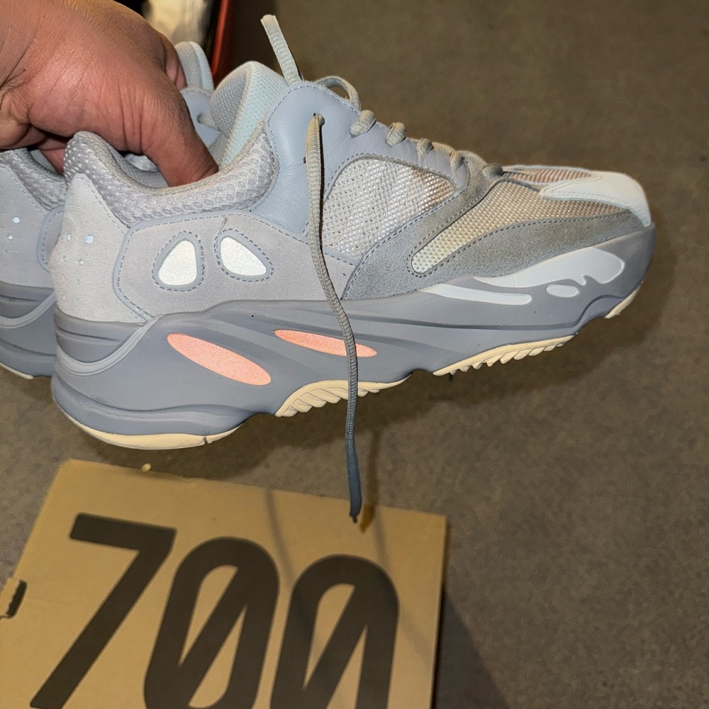 Yezzy 700